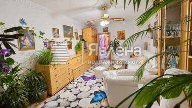 Продажба - Апартамент в Люлин-9,  София