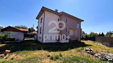 For sale - House in Ihtiman,  Sofia Oblast