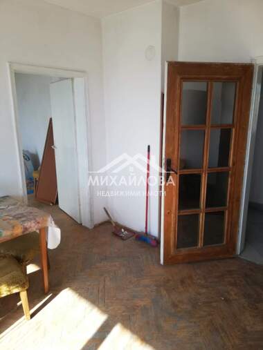 For sale - Apartment in Kazanlak,  Stara Zagora