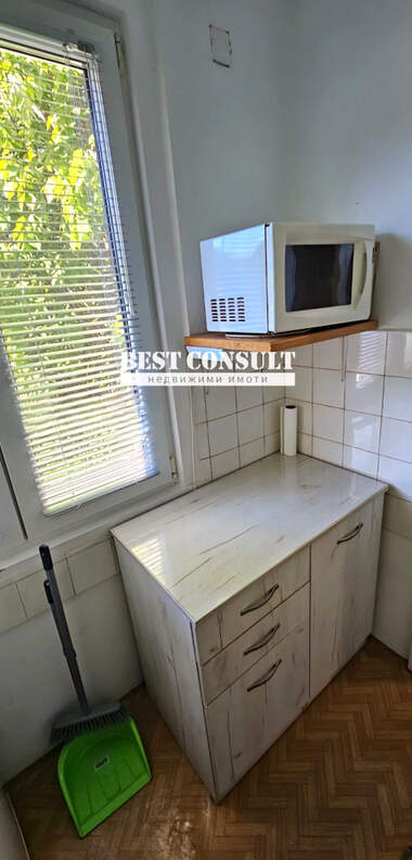 Închiriere - Apartament în Zdraveț,  Ruse
