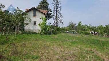 For sale - House in Kojuharska cheshma,  Pleven
