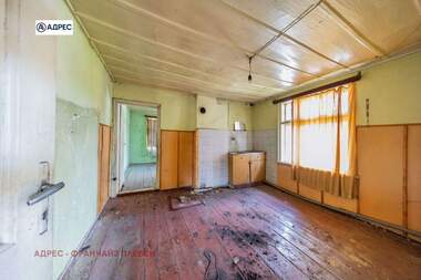 For sale - House in Troian,  Lovech