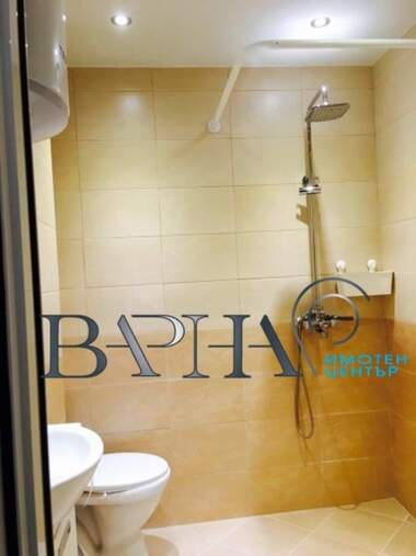 Ενοίκιο - Διαμέρισμα σε Спортна зала,  Варна