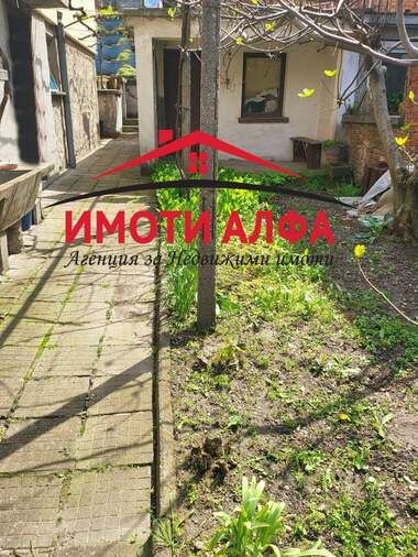 Πώληση - Όροφος από σπίτι σε Воеводски,  Хасково
