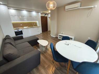 Închiriere - Apartament în Slaveîkov,  Burgas