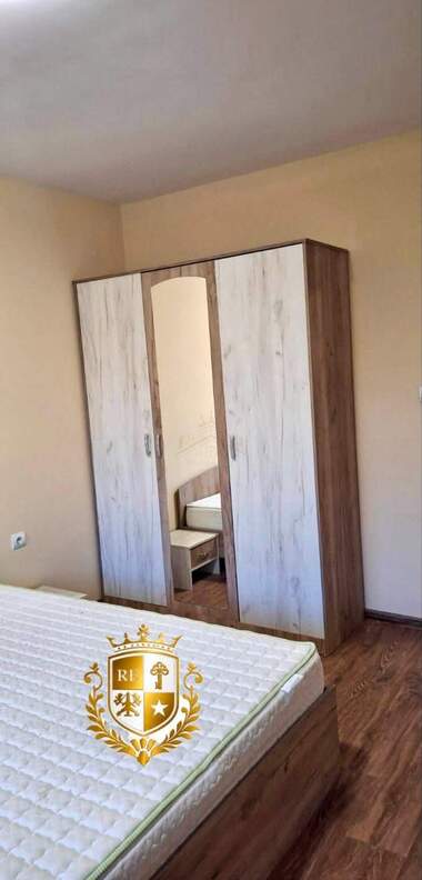 Продажба - Апартамент в Бузлуджа,  Велико Търново