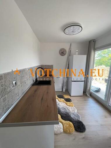 For sale - House in Ezerets,  Dobrich