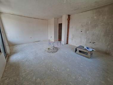 Verkauf - Wohnung in Zentar,  Targowishte
