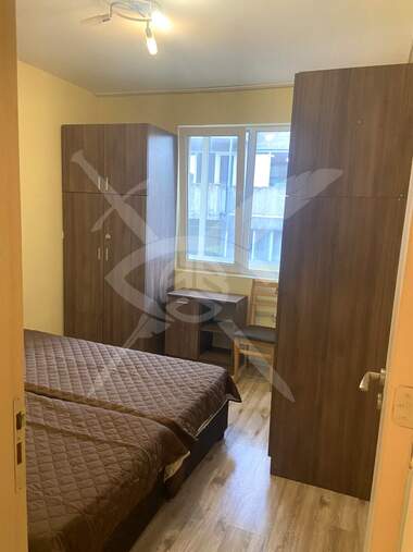 Kira - Apartman olarak Pogrebi,  Varna