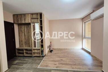 Kira - Apartman olarak Pogrebi,  Varna