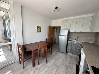 Miete - Wohnung in Izgrew,  Burgas