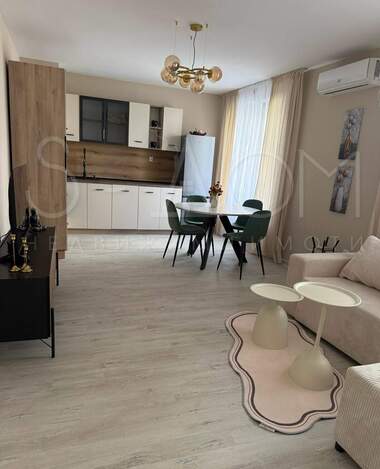 Vânzare - Apartament în Jeleznik-țentăr,  Stara Zagora