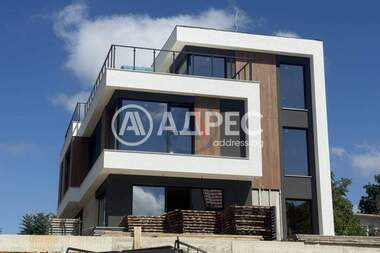 For sale - House in Briz,  Varna