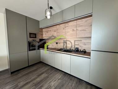 Vânzare - Apartament în Izgrev,  Varna