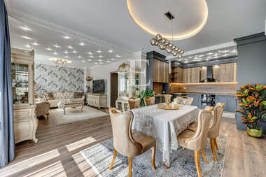For sale - House in Bankia,  Sofia