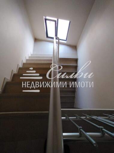 Продажба - Апартамент в Гривица,  Шумен