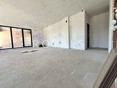 Продажба - Апартамент в Бриз,  Варна
