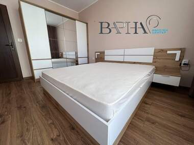 Наем - Апартамент в Колхозен пазар,  Варна