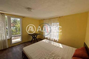 For sale - House in Opicvet,  Sofia Oblast
