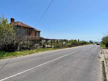 For sale - House in Banya,  Burgas