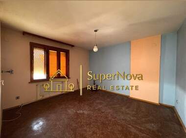 Vânzare - Apartament în Mladejki hălm,  Haskovo