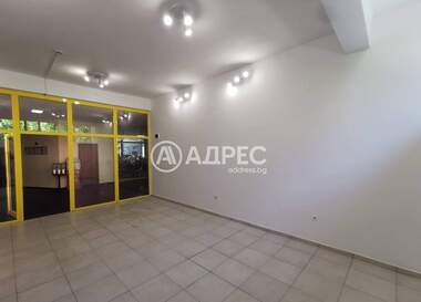 Verkauf - Laden/Büro/Schönheitssalon/Zahnarztbüro in Buzludja,  Weliko Tarnowo