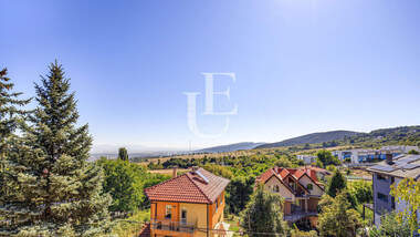 Închiriere - Casă în Simeonovo,  Sofia