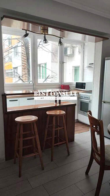 Închiriere - Apartament în Hășove,  Ruse