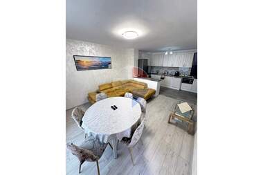 Închiriere - Apartament în Kaîsieva gradina,  Varna