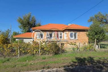 For sale - House in Cherventsi,  Varna