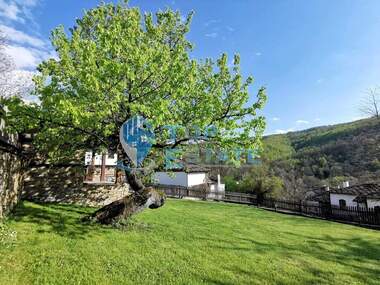 Vânzare - Casă în Bojențite,  Gabrovo