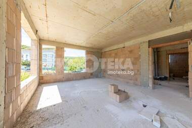 For sale - Apartment in Alen mak,  Varna