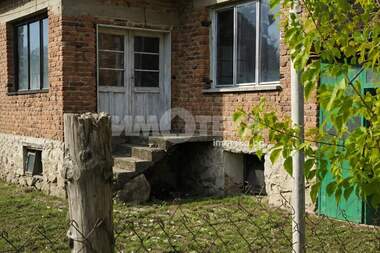 For sale - House in Panicheri,  Plovdiv