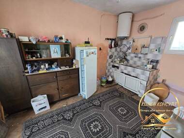 Продажба - Къща в Орешец,  Хасково