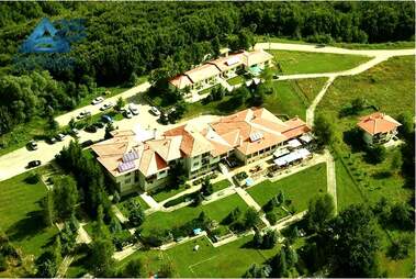 Vânzare - Hotel în Aprilți,  Lovece