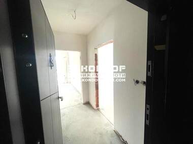 Vânzare - Apartament în Komatevo,  Plovdiv