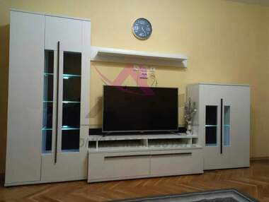 Miete - Wohnung in Pobeda,  Warna
