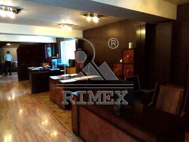 For sale - Office in Mladejki halm,  Plovdiv