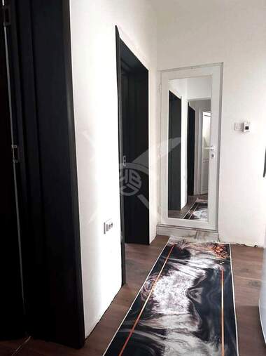 Închiriere - Etaj din casă în Hristo Smirnenski,  Plovdiv