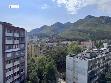 For sale - Apartment in Centar,  Vraca