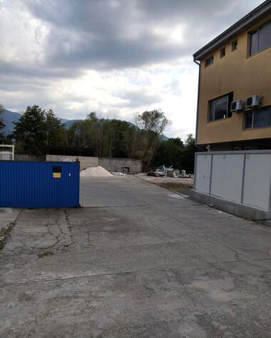 Verkauf - Industriegebäude/Autowerkstatt/Lagerhalle/Lager/Fitnessstudio in Dupniza,  Küstendil