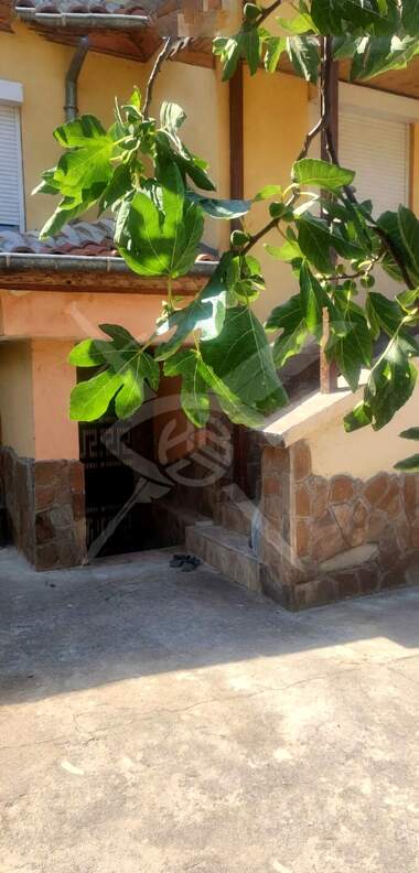 For sale - House in Perushtica,  Plovdiv