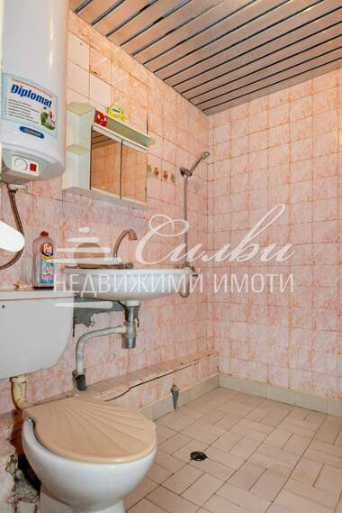 Продажба - Апартамент в Еверест,  Шумен