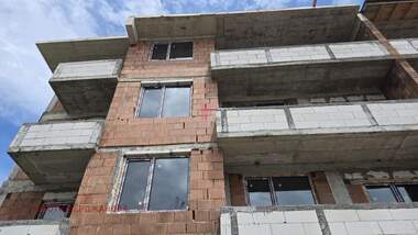 Продажба - Апартамент в Три чучура-север,  Стара Загора