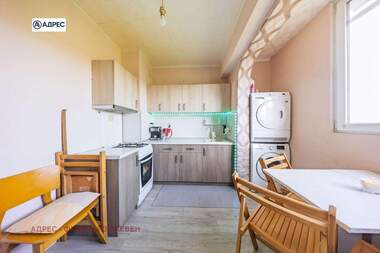 Продажба - Апартамент в Дружба 1,  Плевен