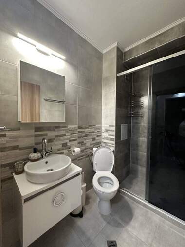 Închiriere - Apartament în Izgrev,  Burgas