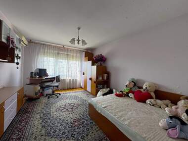 Продажба - Апартамент в Дружба 3,  Русе