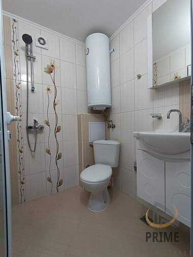 Închiriere - Apartament în Zornița,  Burgas