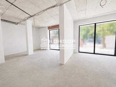 For sale - Store in Kiuchuk Parij,  Plovdiv