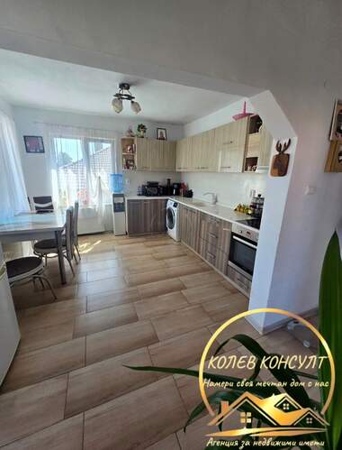 For sale - Floor of a house in Dimitrovgrad,  Haskovo